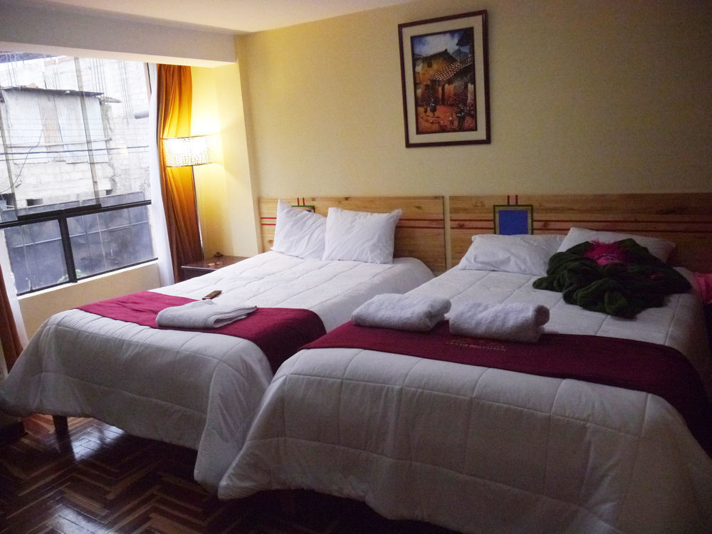 Fiesta Inn クスコ エクステリア 写真