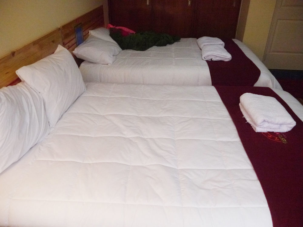 Fiesta Inn クスコ エクステリア 写真